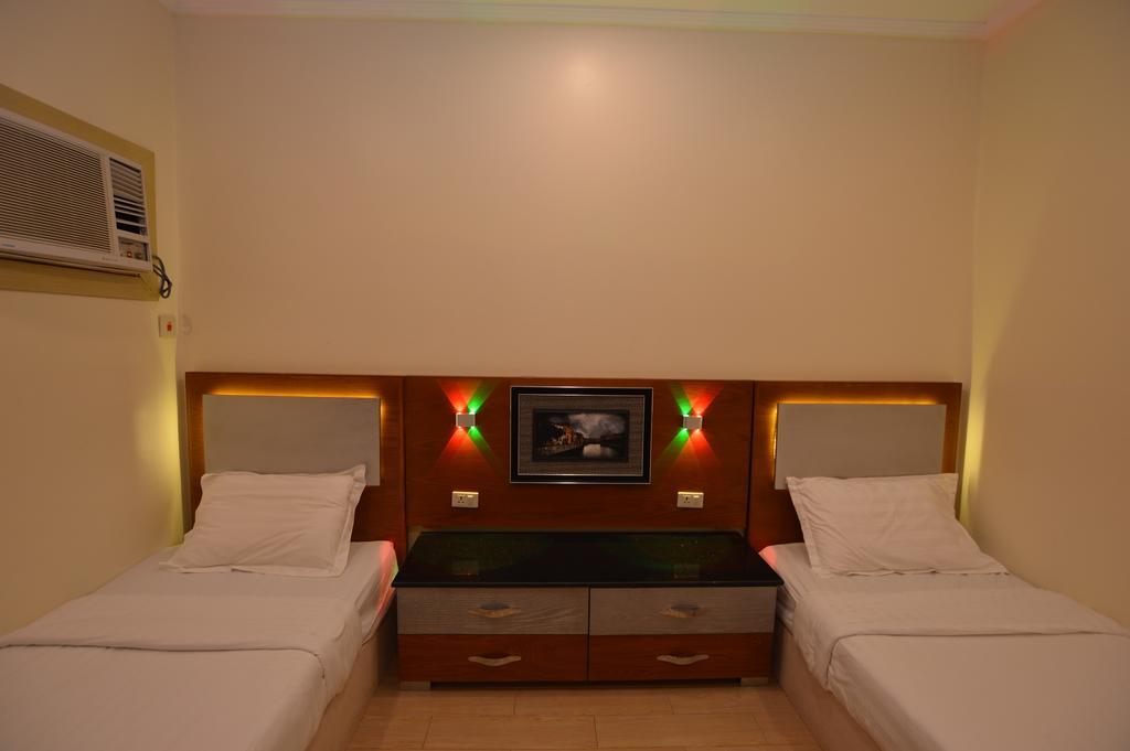 Al Ahmadi Plaza Resort Yanbu Eksteriør billede