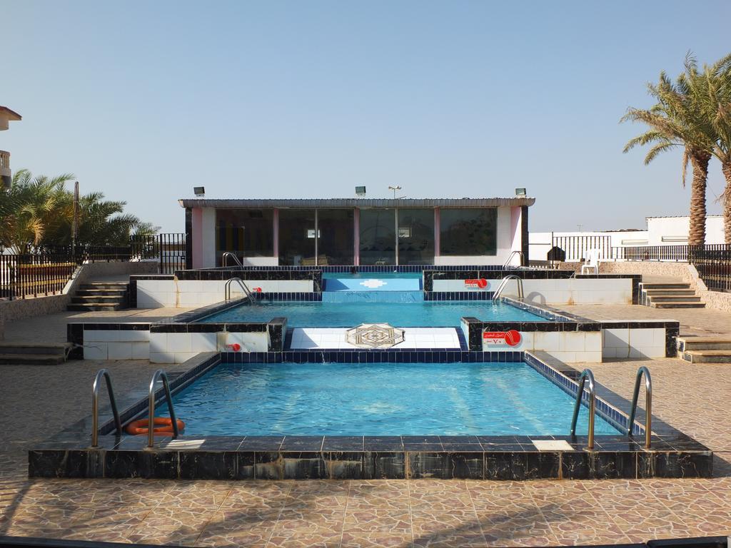 Al Ahmadi Plaza Resort Yanbu Eksteriør billede